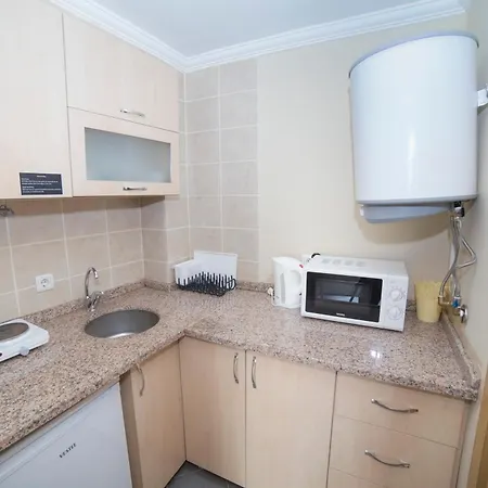 אכסניה Downtown Cozy *