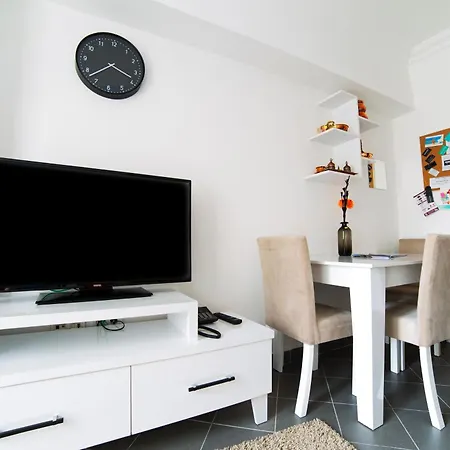 بيت شباب Downtown Cozy