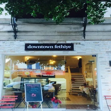 אכסניה Downtown Cozy *